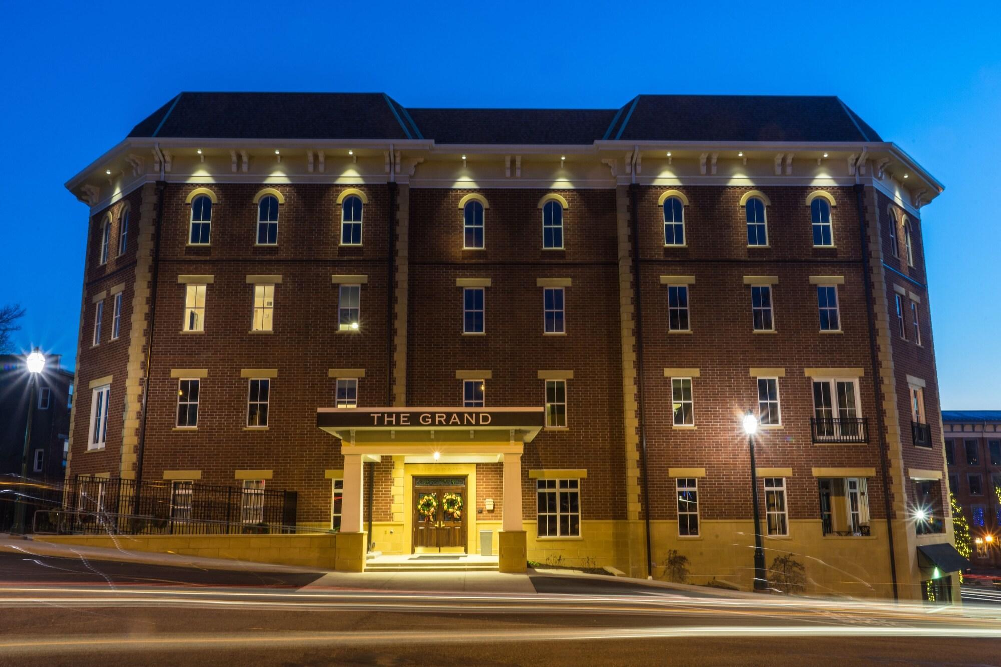 The Mount Vernon Grand Hotel Exterior foto